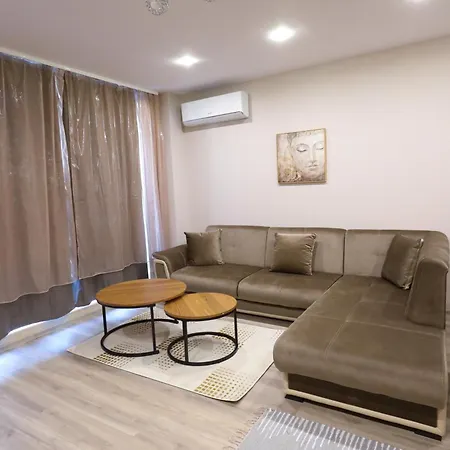 Lejlighed петров 3 *