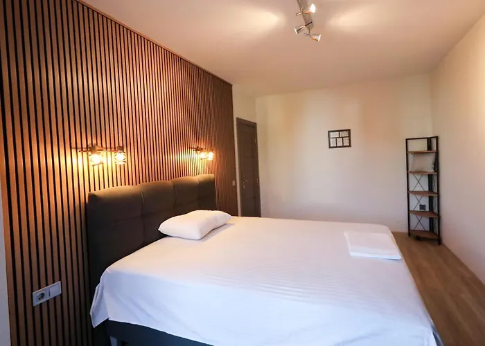 דירה петров 3 *