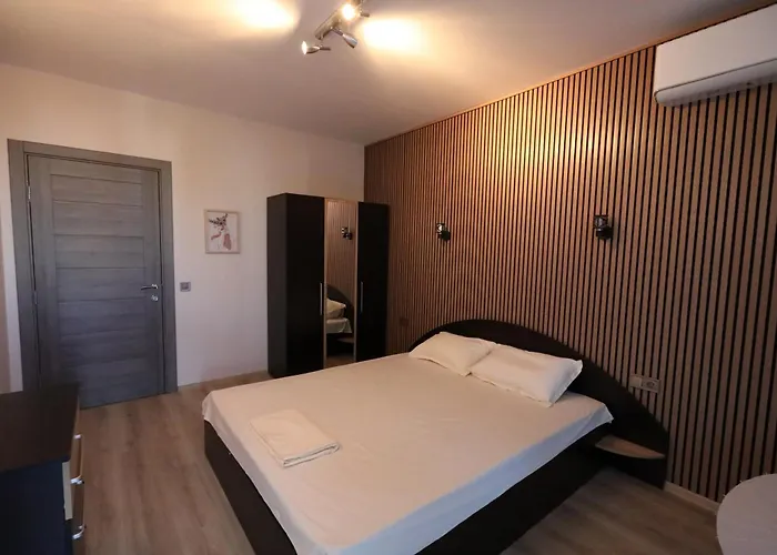 петров 3 דירה