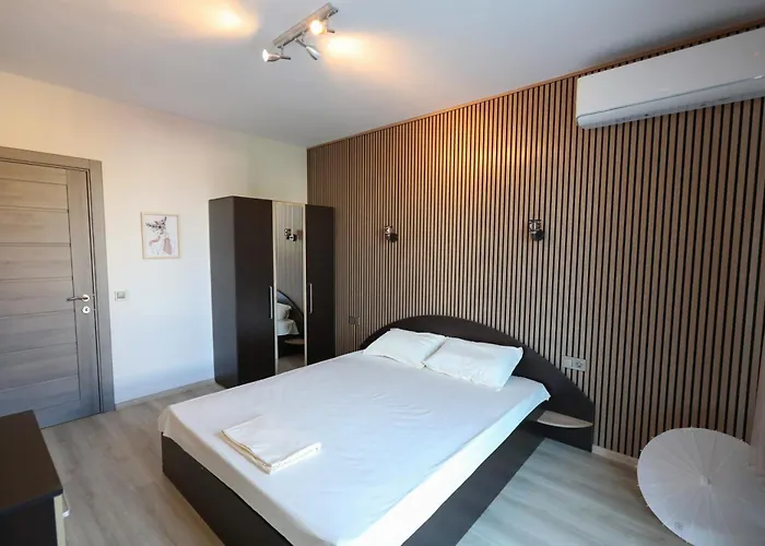 петров 3 דירה *